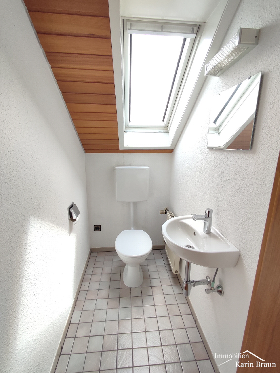 DG WC